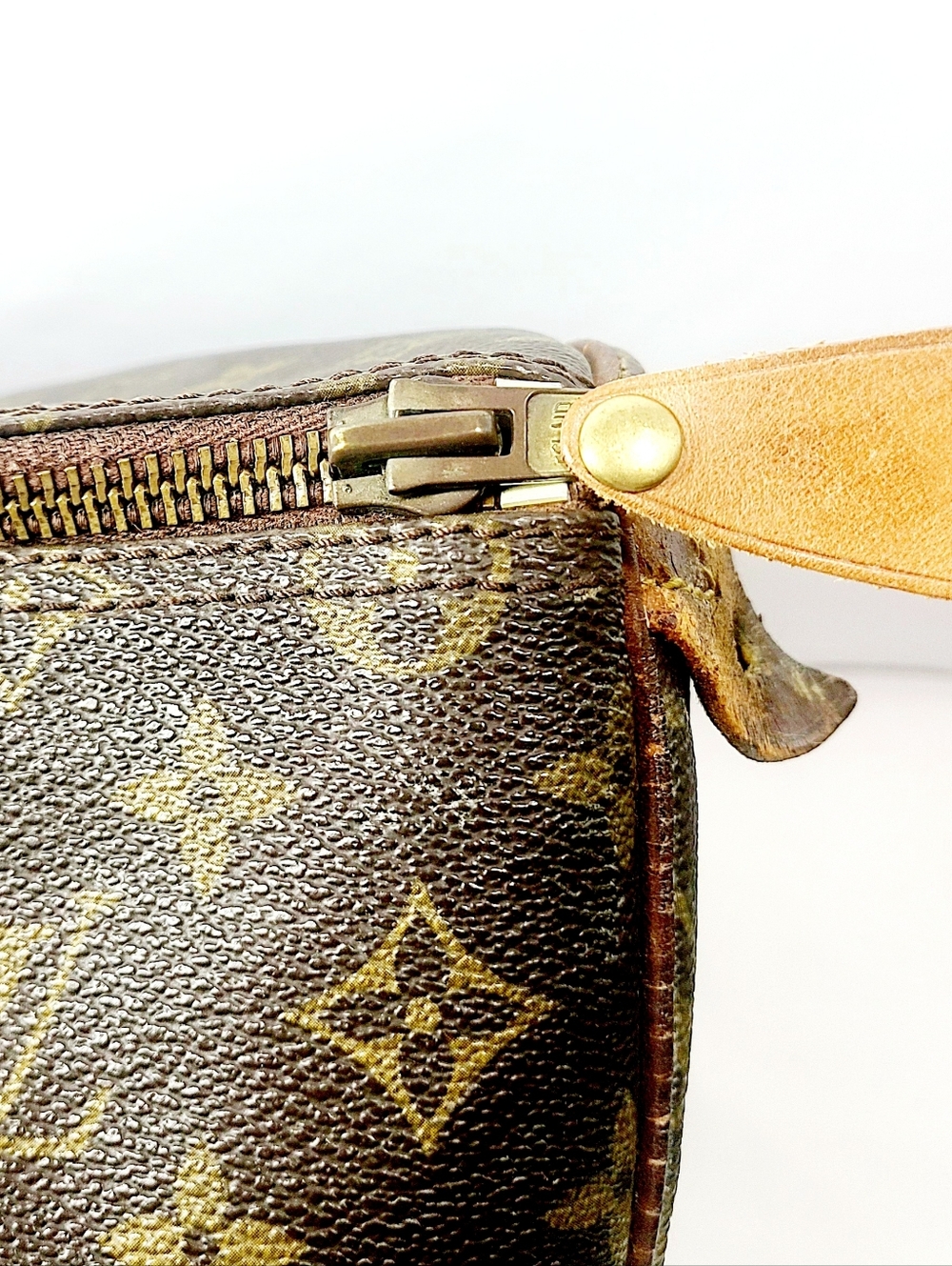 Louis Vuitton Leather Satchel Set - Picture 7 of 10